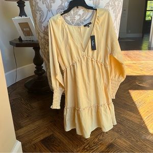 Lulus long sleeve, yellow dress. NWOT, only tried on